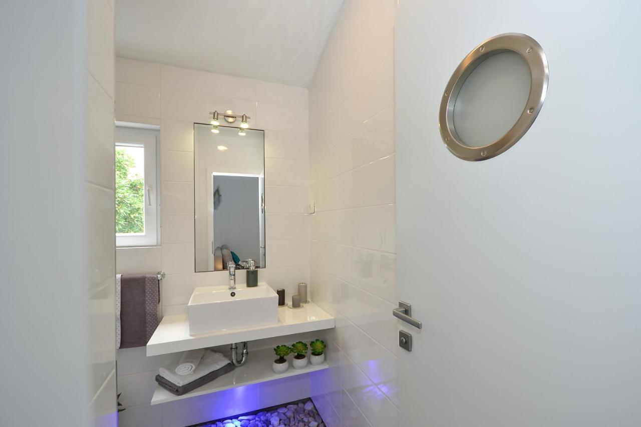 Marineblue Apartment Trogir Ngoại thất bức ảnh